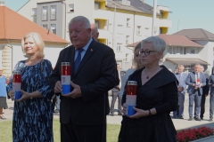 P1037870