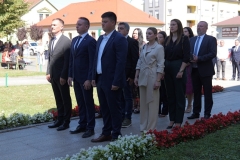P1037925