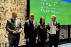 IMG-57ad9b19fcfcdc5db7bfac59072924d2-V_576x768