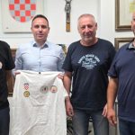 naslovna grad UDVDR