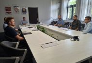 „Prilagodba klimatskim promjenama - Zelena urbana obnova u Slatini - sadnja drveća i postavljanje vrtnih sjenica“ 7 1000036245 1024x768