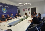U Slatini održan inicijalni sastanak: Definiran datum i program obilježavanja 35. obljetnice 136. slatinske brigade HV-a 8 IMG ab4e4e3895b5c721b3e5b54e6888e298 V 1024x768