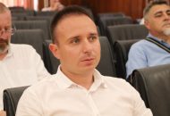 Održana izvanredna sjednica Gradskog vijeća Grada Slatine – donesena Odluka o davanju prethodne suglasnosti na donošenje Statuta DV Zeko, verificiran novi vijećnički mandat… 15 IMG 8789 1024x683