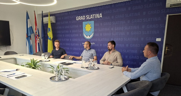 „Prilagodba klimatskim promjenama - Zelena urbana obnova u Slatini - sadnja drveća i postavljanje vrtnih sjenica“ 8 naslovna prilagodba