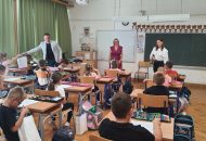 Suradnja Grada Slatine i DND Slatina početak školske godine obilježila radošću i darovima za slatinske prvašiće 5 36628 1024x576