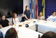 Dječji forumi Osmijeh“ i „Mladost“ – dječji glas je važan: Slatinski forumaši sa svojim prijedlozima i pitanjima kod gradonačelnika Slatine 35 IMG 3779 1024x683
