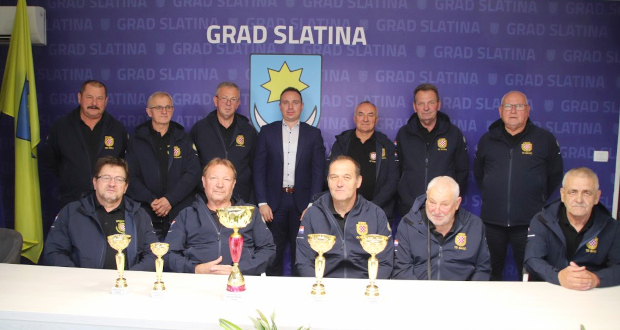 naslovna uhddr grad