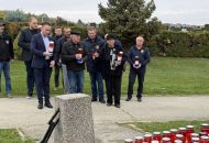 Lampioni i molitva za slatinske branitelje: Uoči Svih svetih položeni vijenci na Gradskom groblju 18 viber slika 2026 10 31 12 05 45 087 1024x576