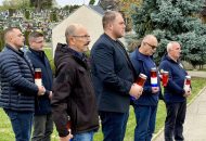 Lampioni i molitva za slatinske branitelje: Uoči Svih svetih položeni vijenci na Gradskom groblju 22 viber slika 2026 10 31 12 05 45 921 1024x576 1