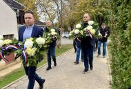Lampioni i molitva za slatinske branitelje: Uoči Svih svetih položeni vijenci na Gradskom groblju 6 viber slika 2026 10 31 12 05 46 350 1024x576